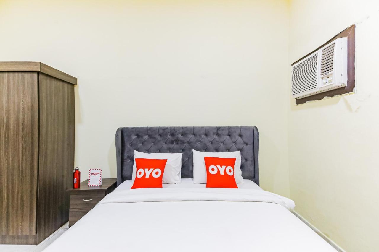 Oyo 105 Star House 05 Apartment Salalah Luaran gambar