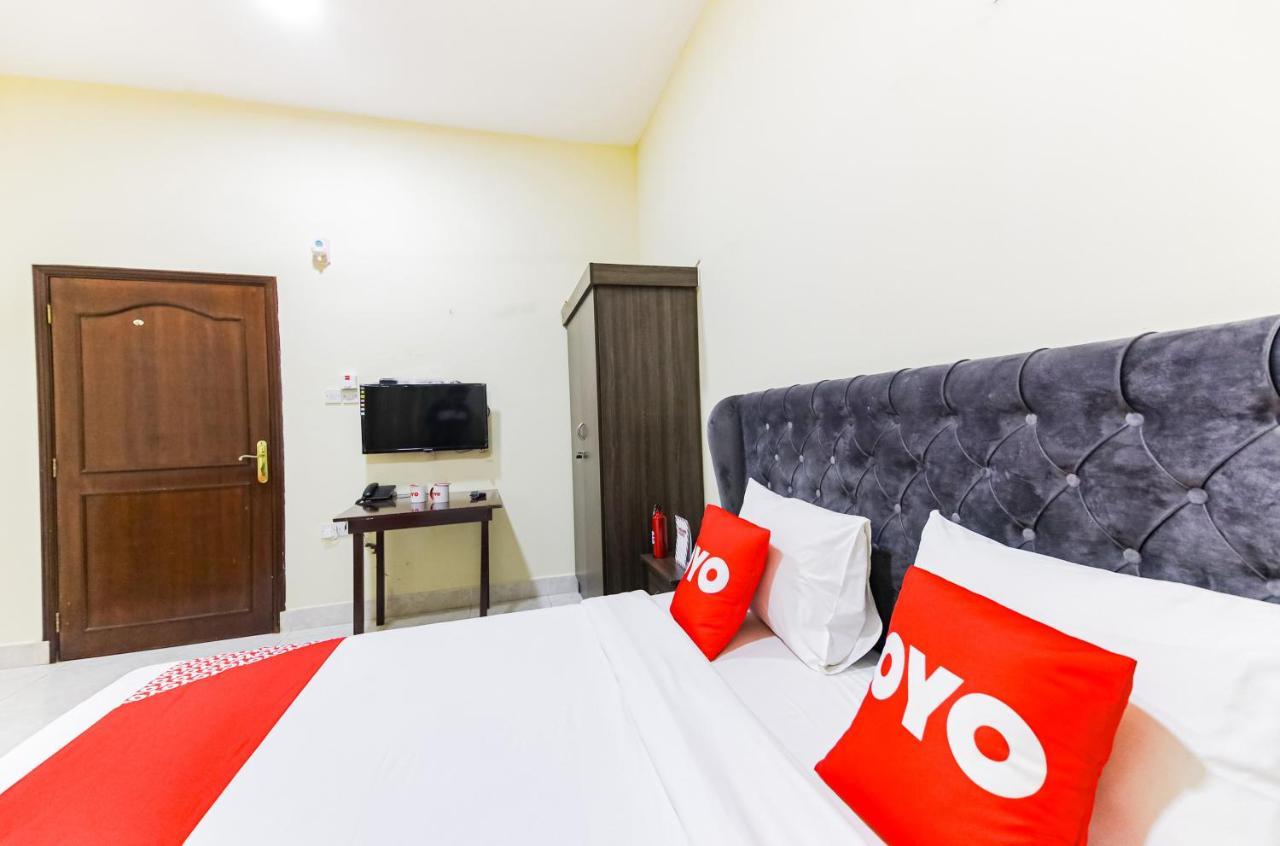 Oyo 105 Star House 05 Apartment Salalah Luaran gambar
